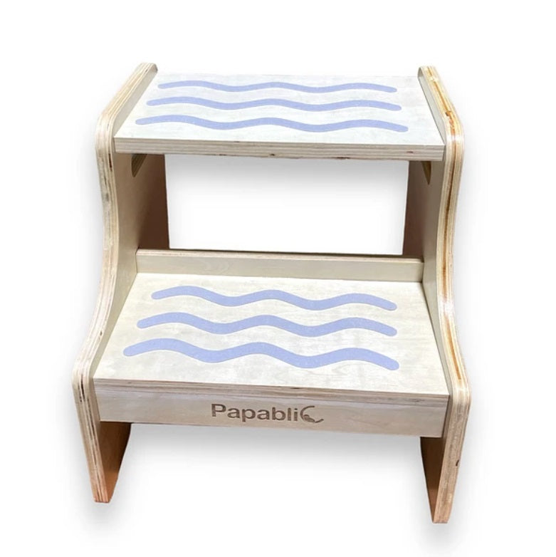 Taburete alzador de madera con dos pasos para niños